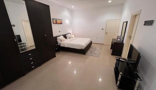 Deluxe Double Room (2 Adults + 1 Child)