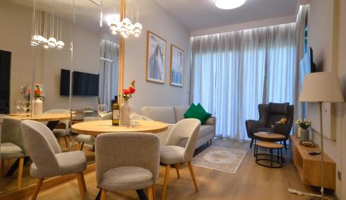 Room #1473516201