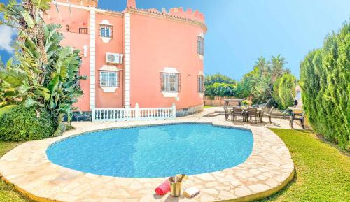 Seven-Bedroom Villa