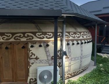 Quadruple Room with Private Bathroom