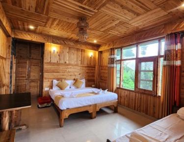 Double Room with Mountain View