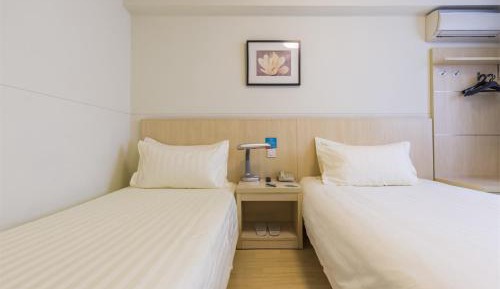 Twin Room A