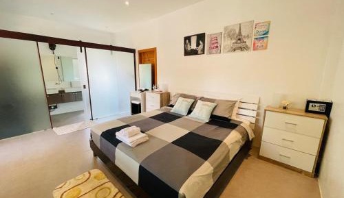 One-Bedroom House