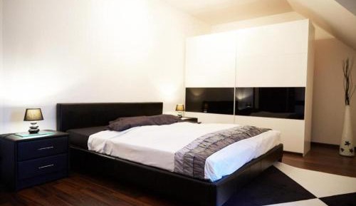 King Room with Mountain View