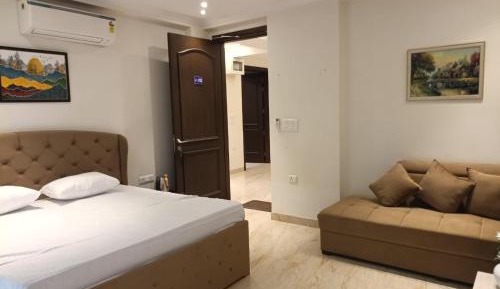 Double Room with Private Bathroom