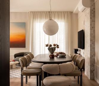 Three-Bedroom Apartment with Balcony