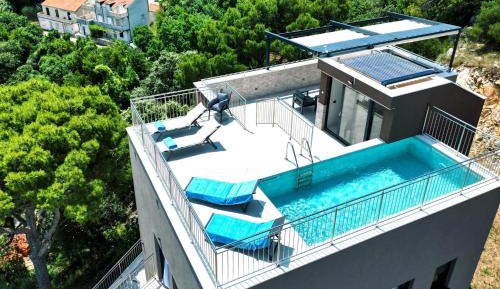 Four Bedroom Villa 