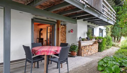Superior One-Bedroom Apartment