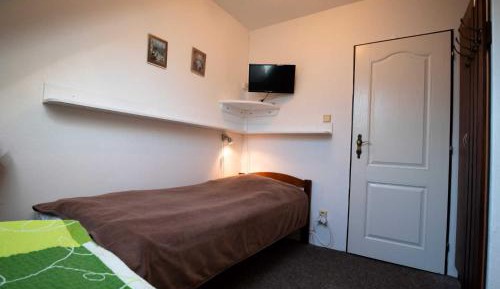 Twin Room with Private Bathroom