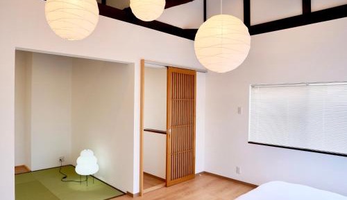 Three-Bedroom Apartment with Balcony