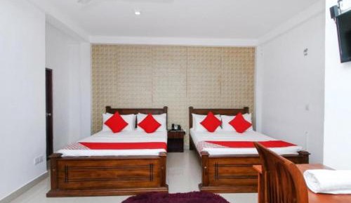 Deluxe Family Room