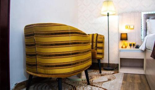 Deluxe King Room