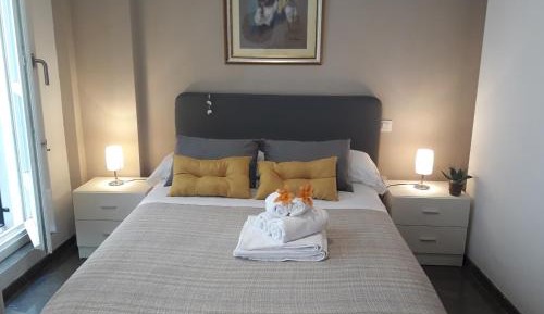 Superior One-Bedroom Apartment with Balcony