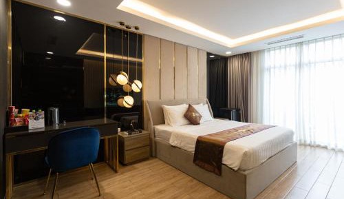 Deluxe Suite with Spa Bath