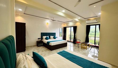 Deluxe Double or Twin Room with Balcony