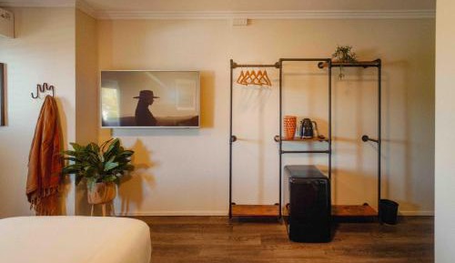 Private Twin Ensuite Room