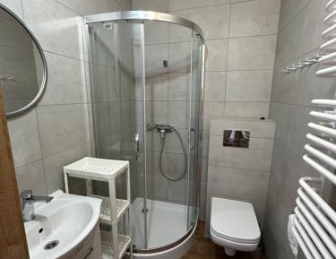 Quadruple Room with Private Bathroom