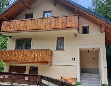 One-Bedroom Apartment with Balcony