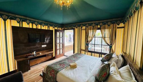 Double Room with Balcony