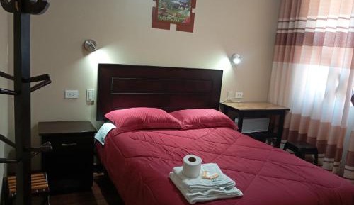 Deluxe Room (2 Adults + 1 Child)