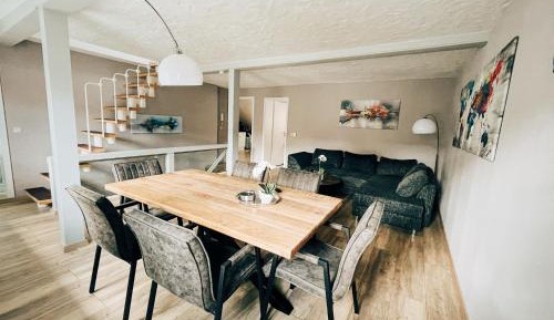 Two-Bedroom Apartment with Shower 