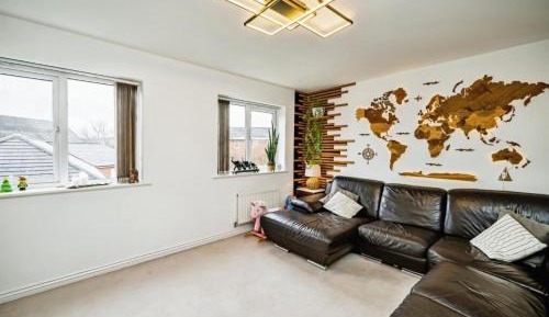 Three-Bedroom Townhouse
