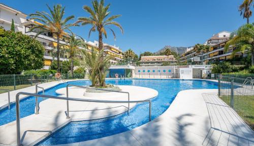 One-Bedroom Apartment with Terrace