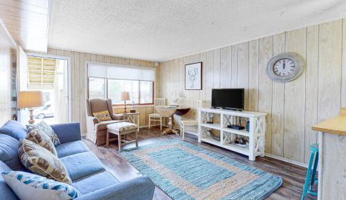 One Bedroom Apartment