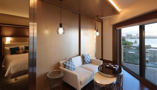Studio with Partial View 