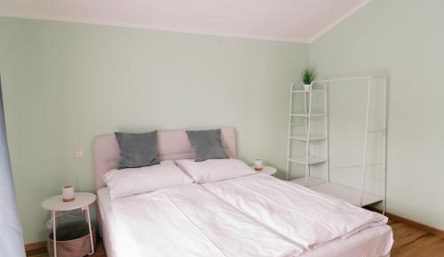 One-Bedroom Apartment with Balcony