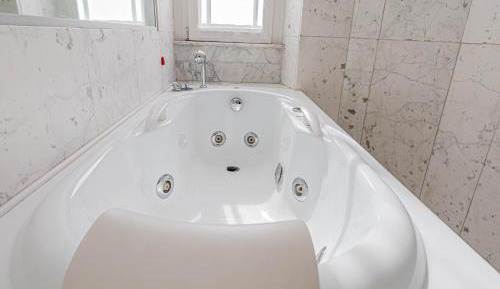 Two-Bedroom Deluxe Apartment