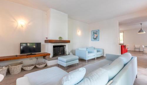 Four-Bedroom Holiday Home