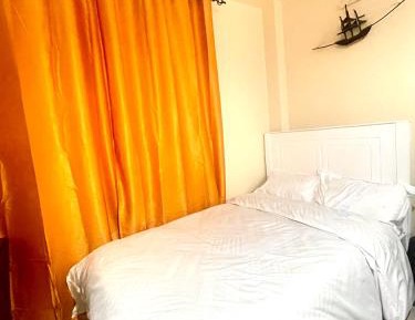 Studio Apartment with Balcony