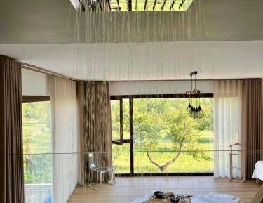 Junior Suite with Mountain View