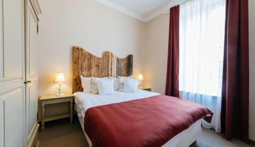 Standard Suite