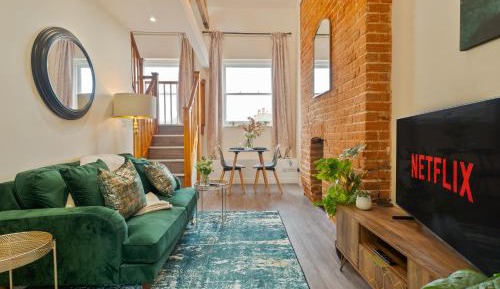 Two-Bedroom Apartment with City View