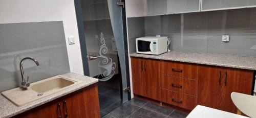 6-Bed Mixed Dormitory Room