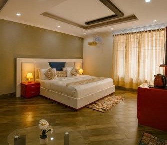 Superior King Room