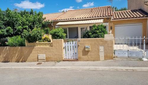 Villa with Garden View