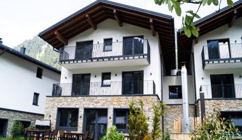 Superior Chalet
