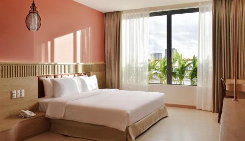 King Room with Balcony