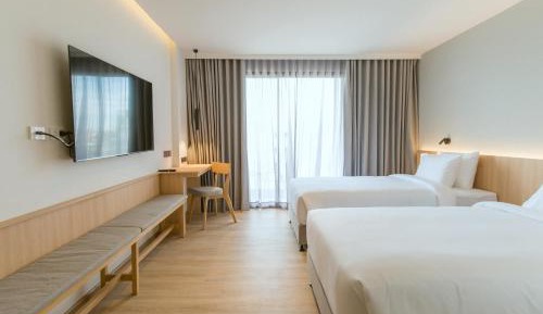 Standard Twin Room