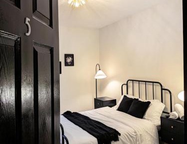 Double Room with Private External Bathroom