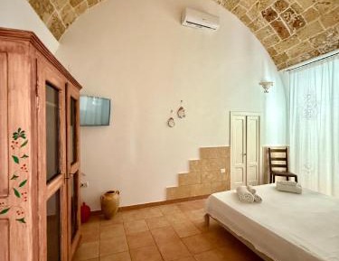Suite with Garden View