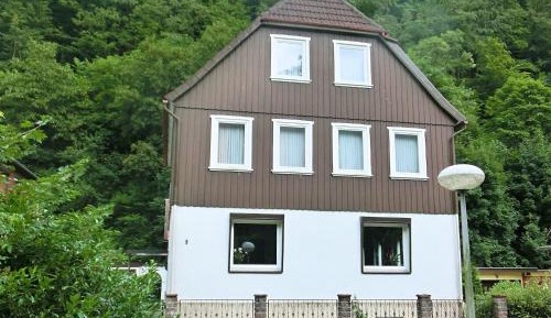 Eight-Bedroom Holiday Home