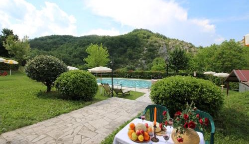 One-Bedroom Holiday Home