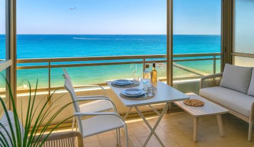 Apartment with Sea View