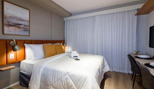Studio Apartment with Queen Bed