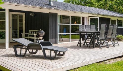 Three-Bedroom Holiday Home 