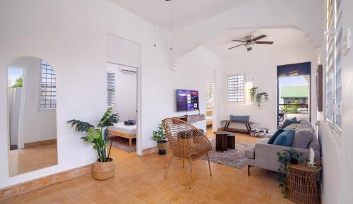 Three-Bedroom Apartment - High Floor
